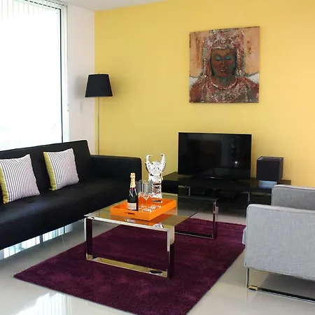 Dharma Home Suites Brickell Miami At One Broadway-2